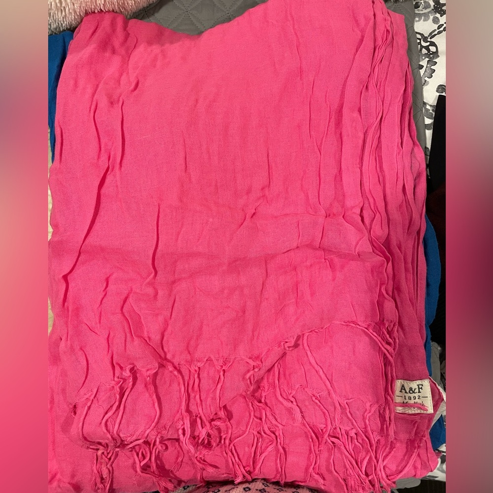 Abercrombie and Fitch pink scarf